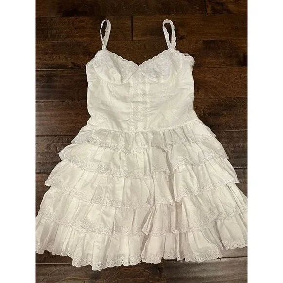 Vintage Betsey Johnson Dress Tiered Eyelet White Ruffles size 8 Cottagecore Boho - Picture 3 of 11